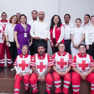 carlos cruz roja
